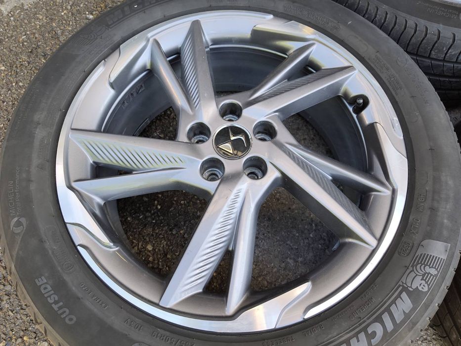 19" оригинални алуминиеви джанти за DS4,5, 6