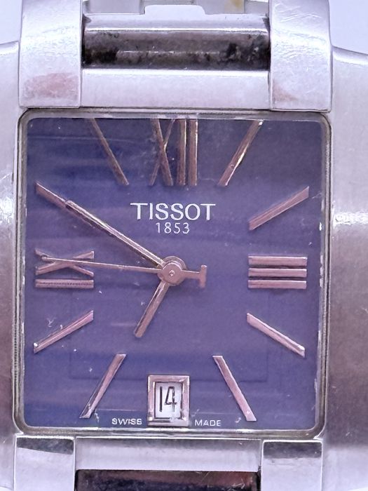 Часы Tissot кварцевые
