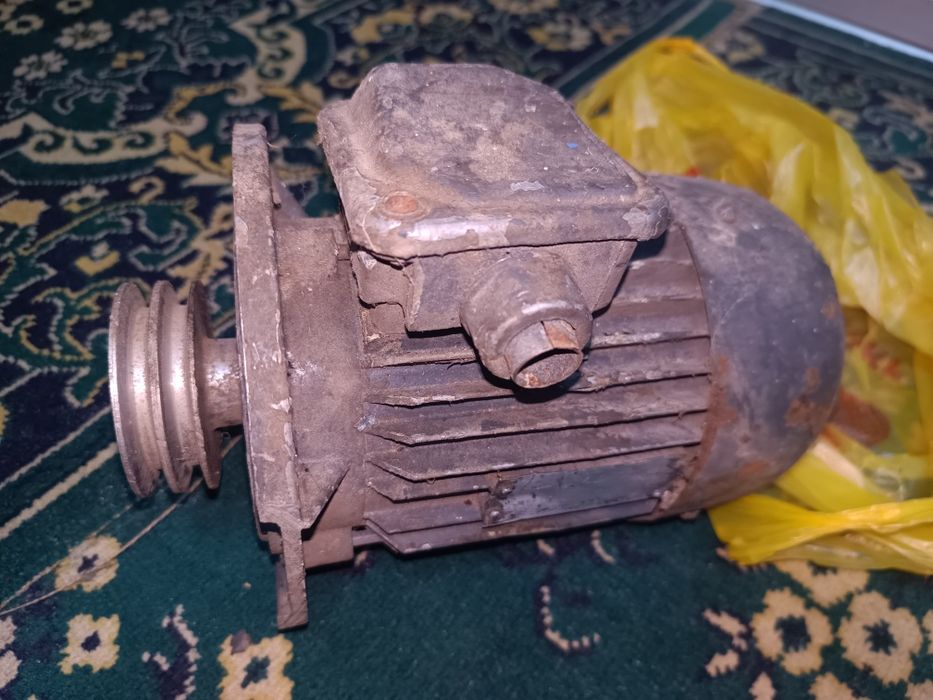 Электродвигатель