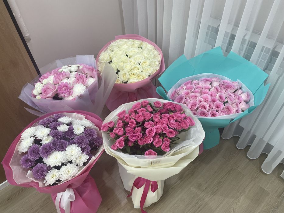 Продам букеты цветоов