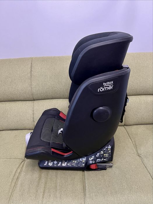 Britax Romer Advansafix IV R, Isofix, 9-36 kg, culoare Air Black