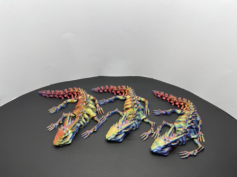 Dragon printat 3D cu articulatii