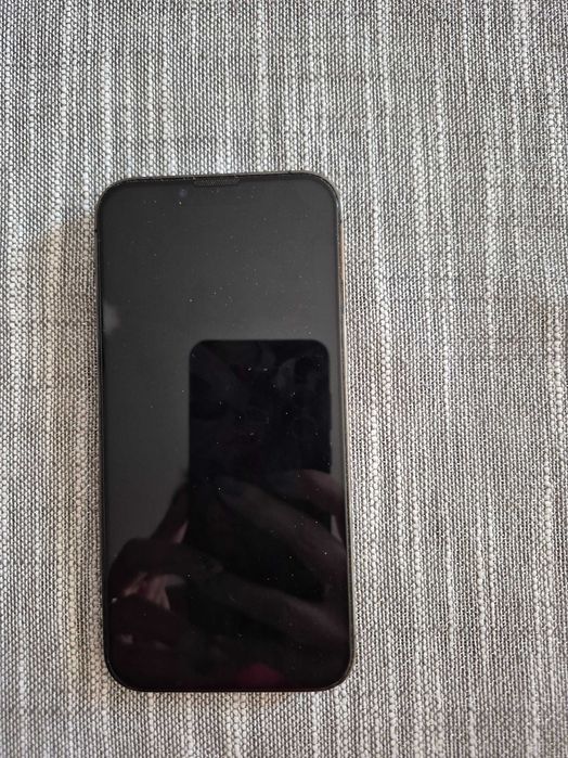 Продавам iPhone 13 Pro