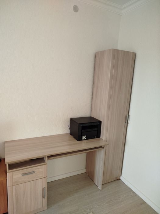 Стол компьютерный