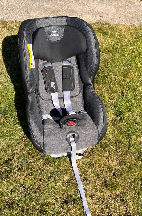 Scaun auto Britax Romer Max-Way Plus 9-25 kg – folosit o singură dată