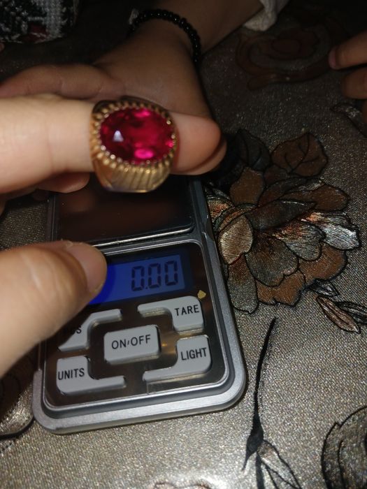 Tilla uzuk sotiladi 583 proba