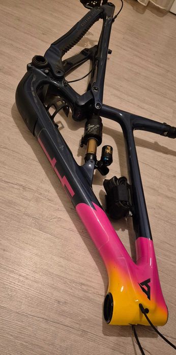 Рамка YT Jeffsy Uncage 14 Карбон 2024г