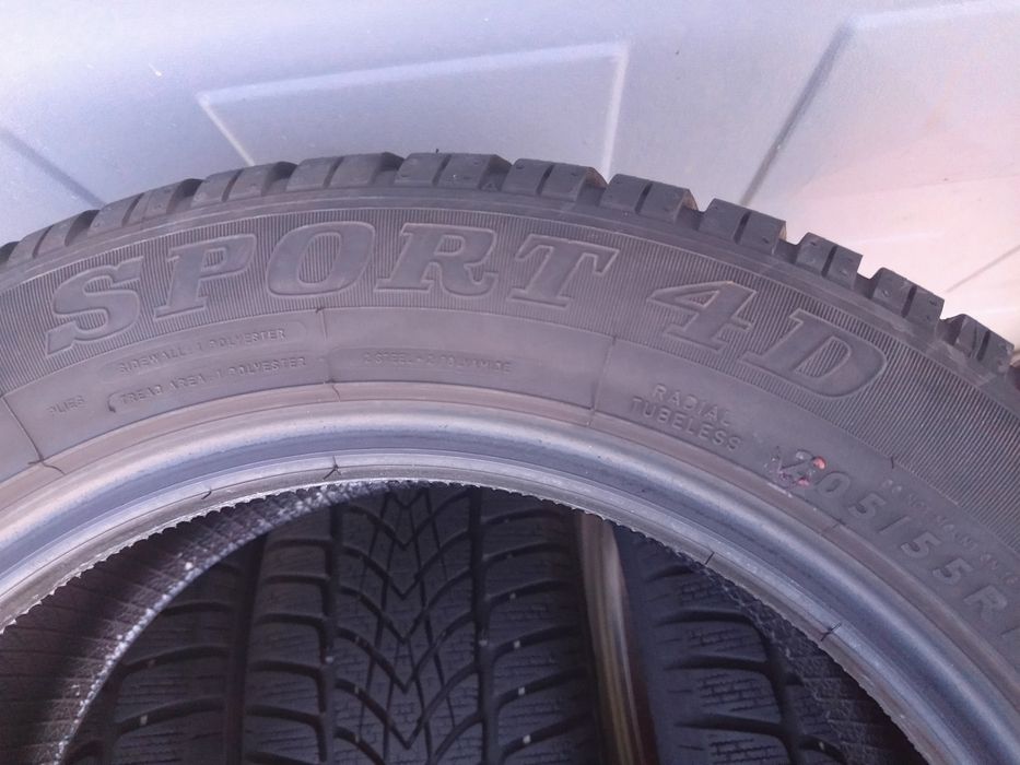 205/55/16 Dunlop (0220) Зимни Гуми