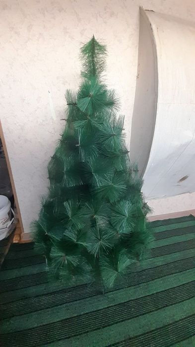 Продается ёлка 120см