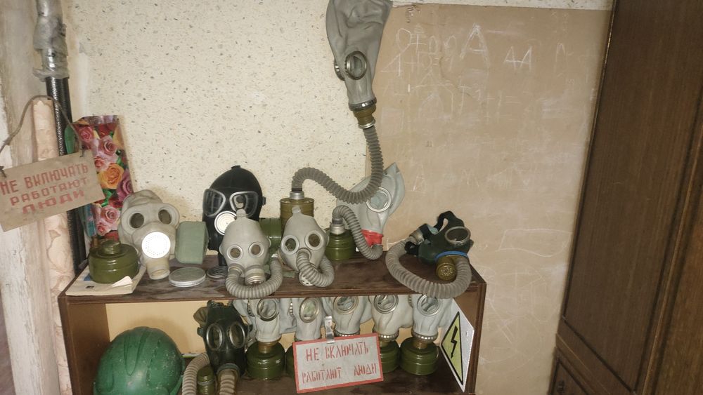 продам,обменяю противогазы