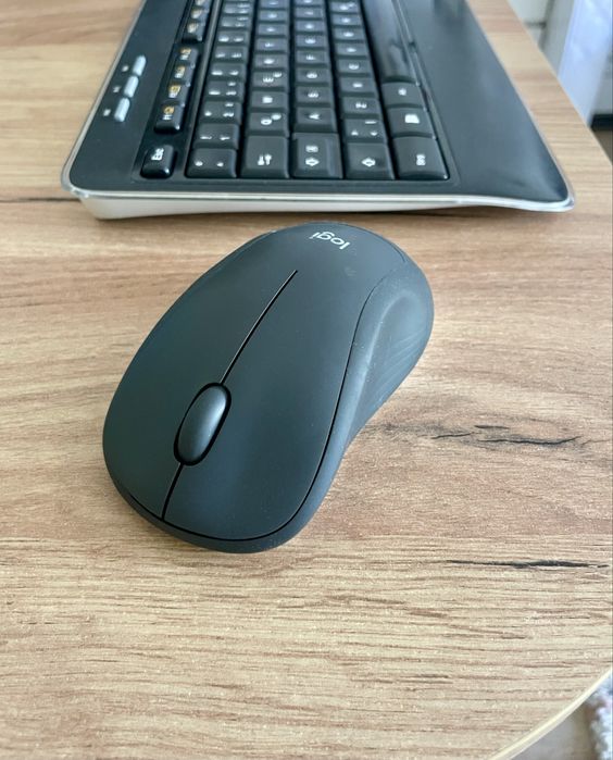 Tastatura si mouse Logitech