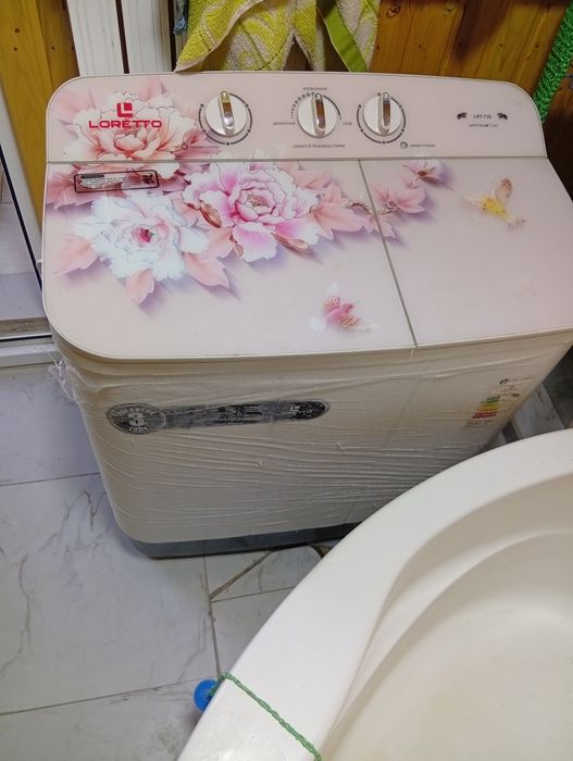 Polavtomat kir moshinka sotiladi