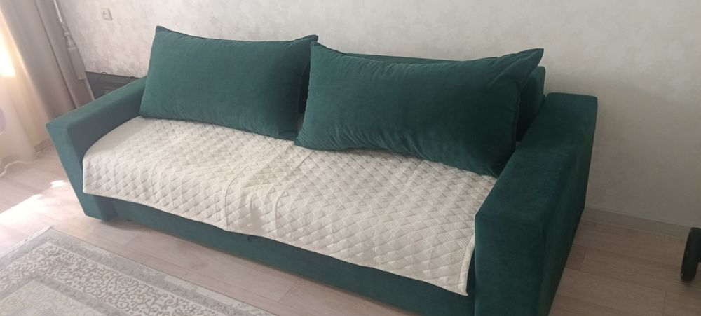 Продам новый диван 90х230х160 см