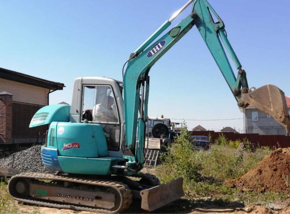 Услуги мини экскаватора аренда мини экскаватора.Демонтаж копка септика