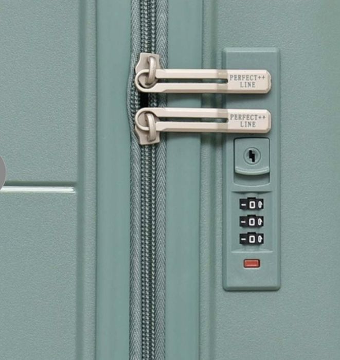 Пътнически куфар за ръчен багаж 55x37x22 см Полипропилен 4 колела 360°