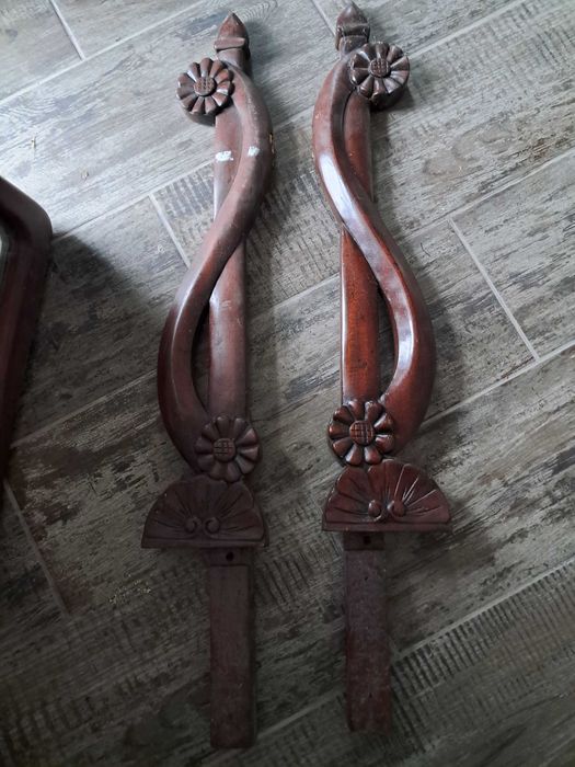 oglinda cu rama din lemn masiv ,vintage