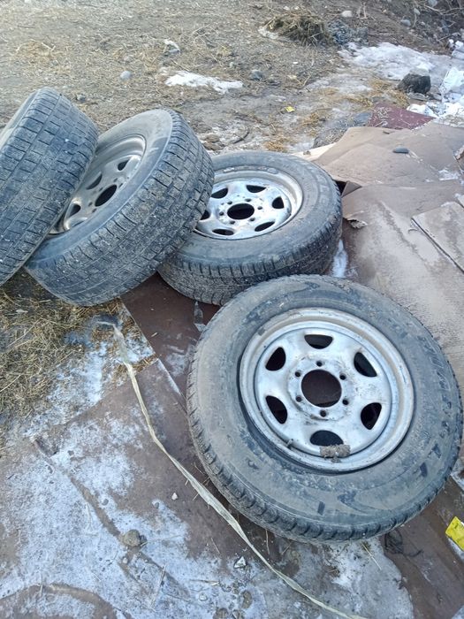 диски с шинами отдам