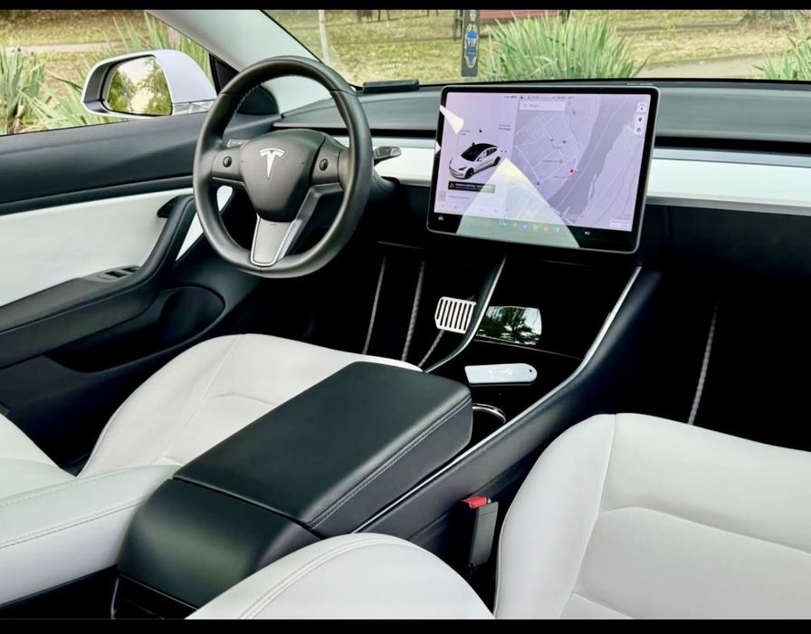 Tesla Model3 6/2020 Standard Range Plus 325CP...