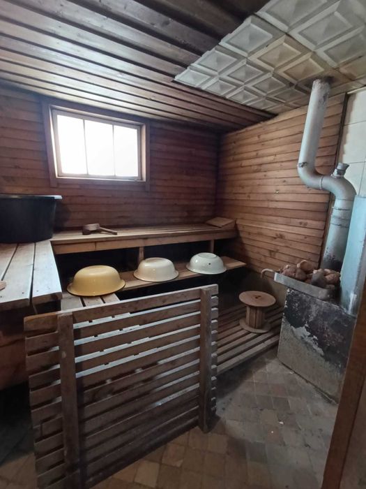 Продается 3 комн дом в центре города