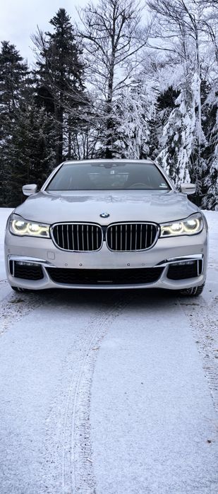 BMW 750i xdrive сив металик