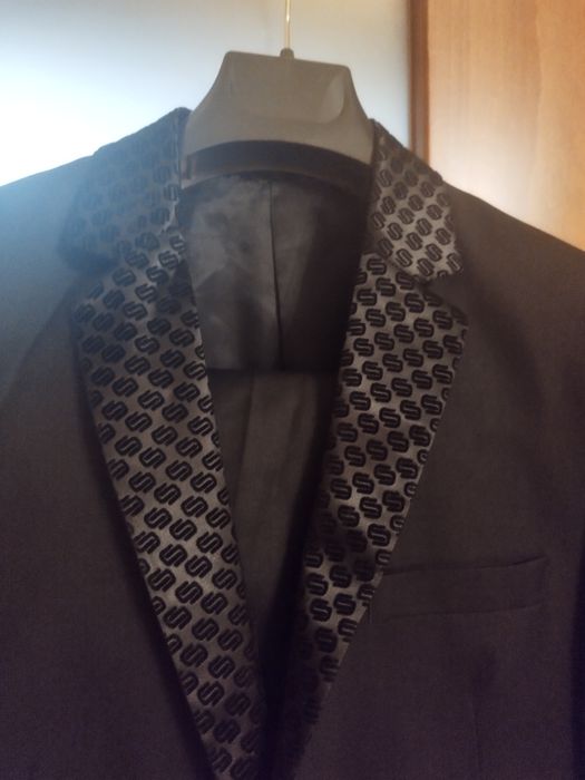 Спортен мъжки костюм