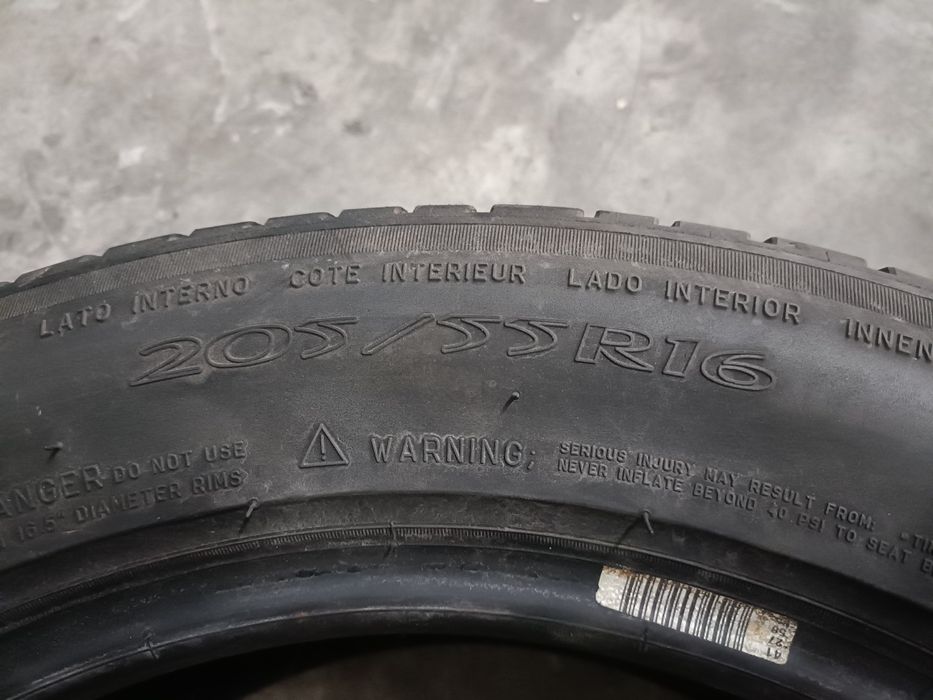 205 55 R16 Michelin DOT17 - VARA