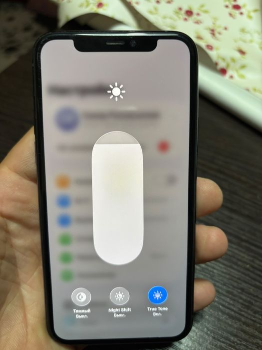 Iphone 11 pro  сатылады