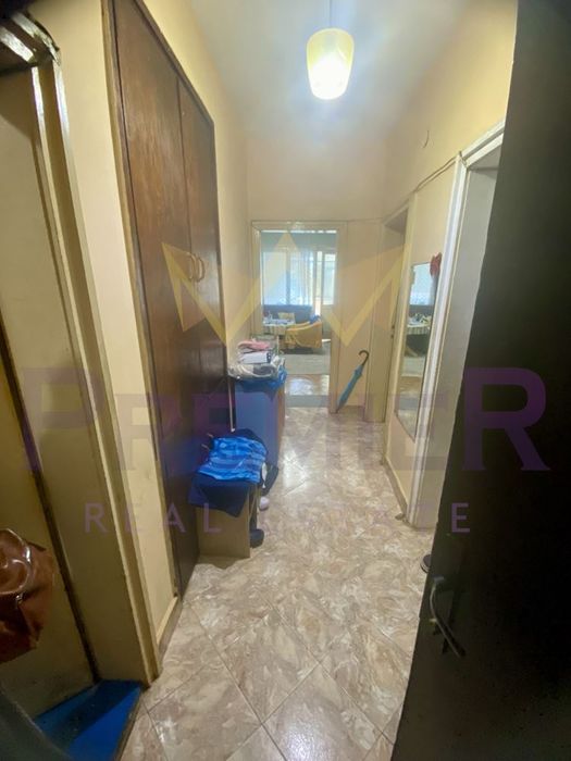 Продава се Многостаен апартамент в Бургас, Център - 134 кв.м за 2008 €/кв.м - Снимка #9