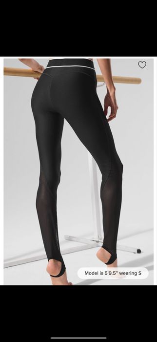 Ало yoga черен клин