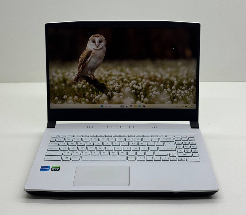 Msi SOWRD Core i7 - 11800H [ 11-avlod ]