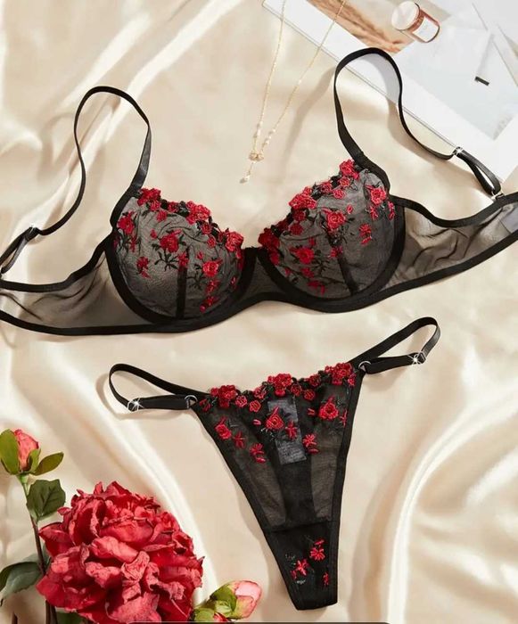 Комплект нижнего белья