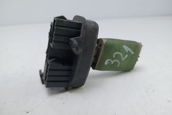 Rezistenta trepte A0018211360 Mercedes-Benz Sprinter prima generatie