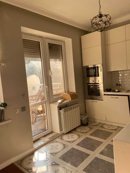 Балконная дверь, и окно