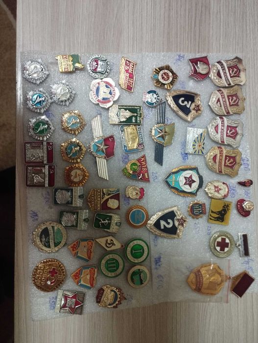 значки разные СССР