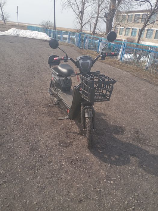 Электро скутер  продам называется sk 8 продам срочно!!