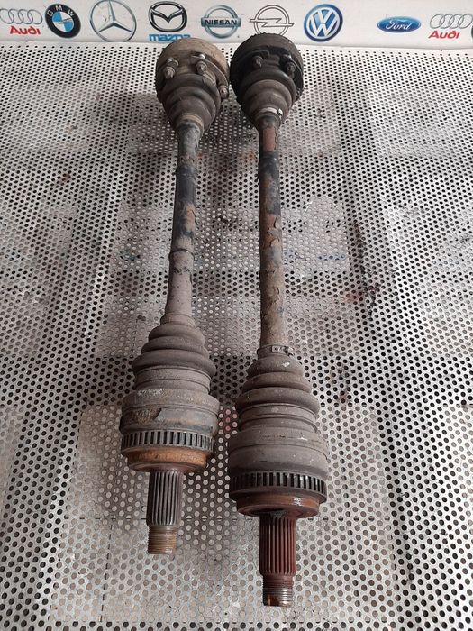 Planetare Planetara Stanga Dreapta Spate Bmw E87 E81 E90 E91 E92 E93 2.0 Diesel Cod 7533445 7533446