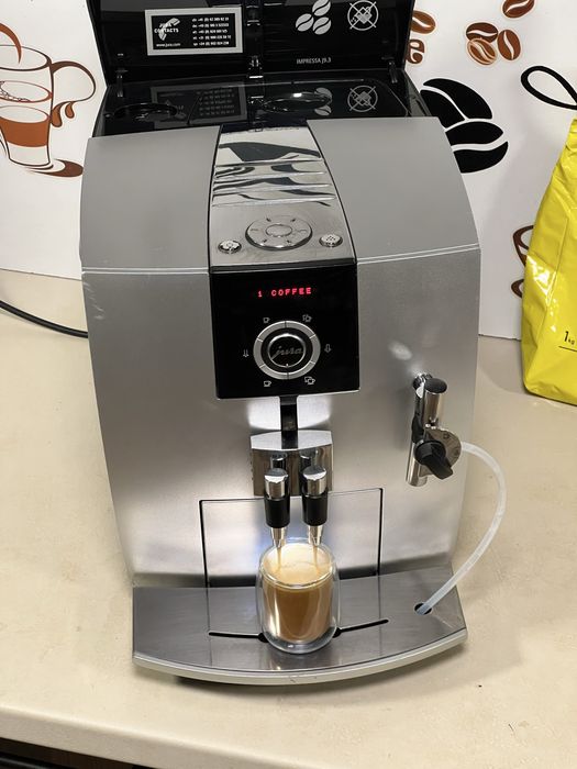 Кафемашина кафе автомат jura j5 с гаранция