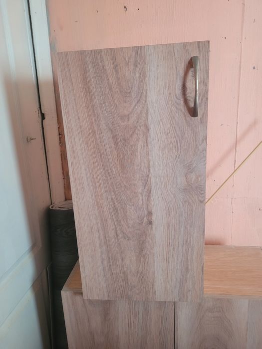 Кухонные шкафы,новые