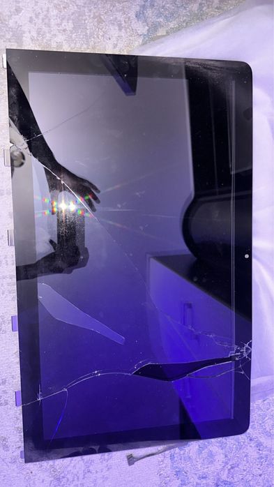 iMac со сломанным экраном