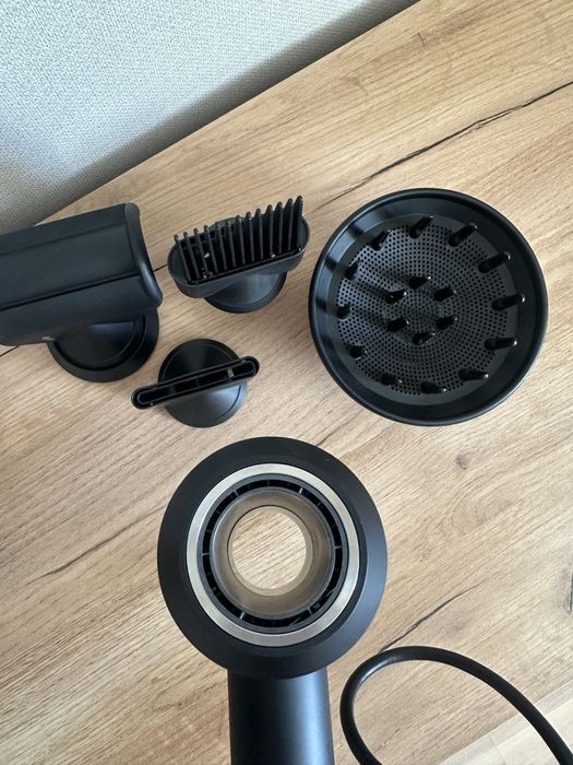 Фен дайсон суперсоник HD07