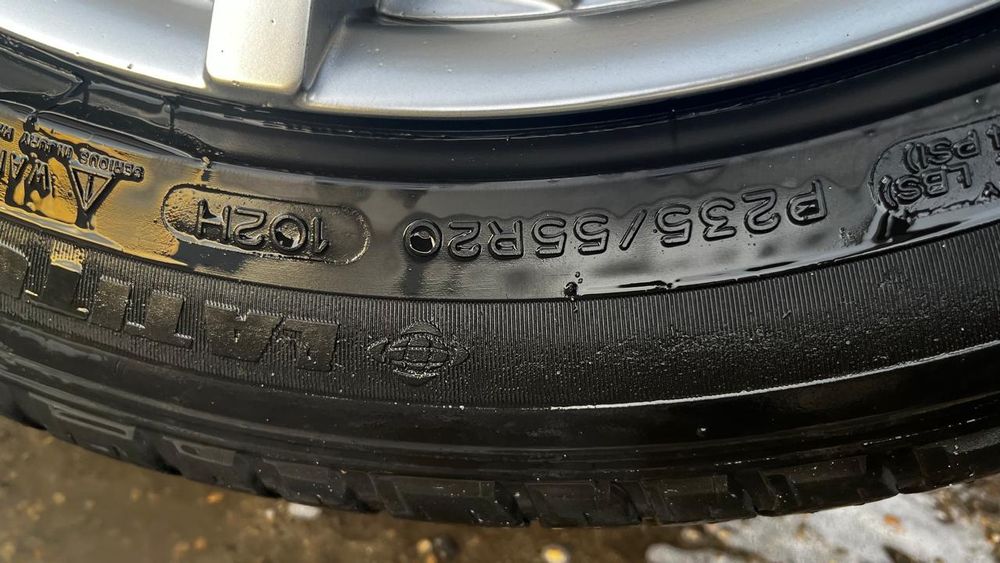 Продам шины летние размер р 20