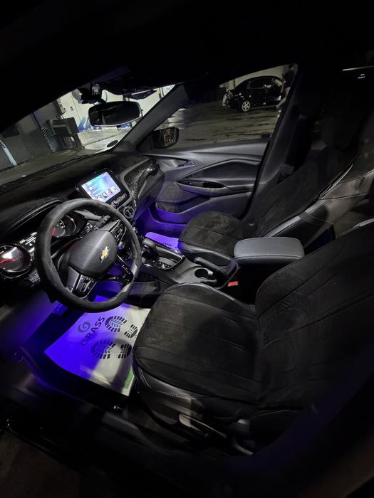Chevrolet onix premier 2+