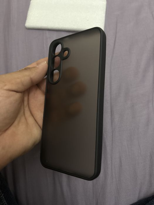 Чехол от Samsung S24 новый