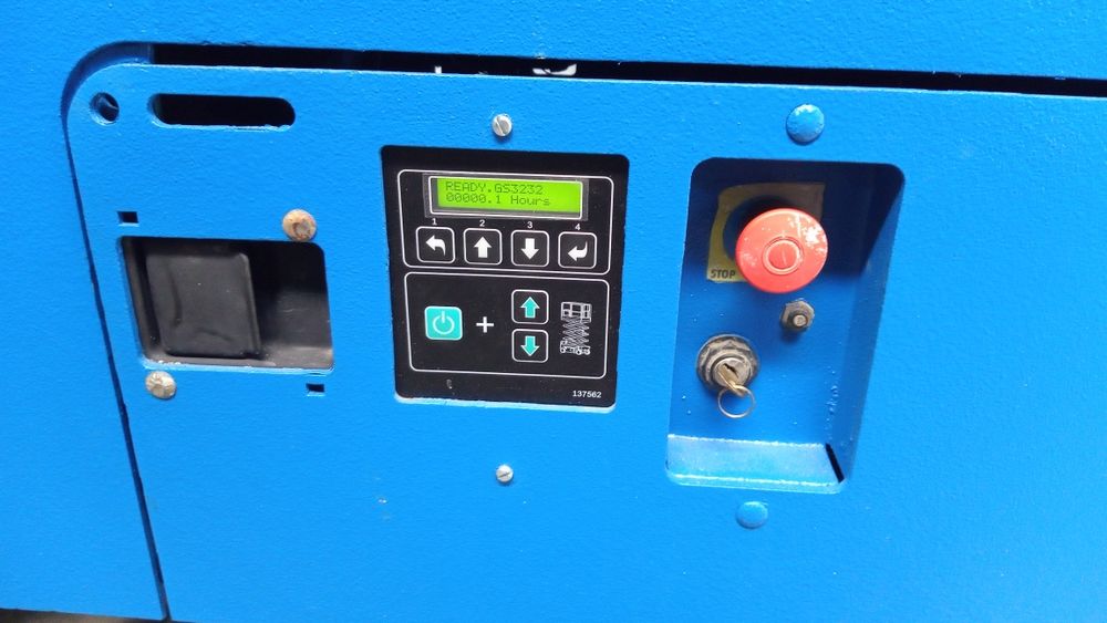 Nacelă electrică GS 3212C din seria GS 3232