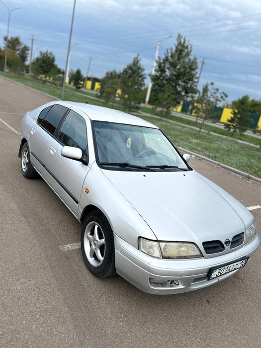 Nissan Primera P11