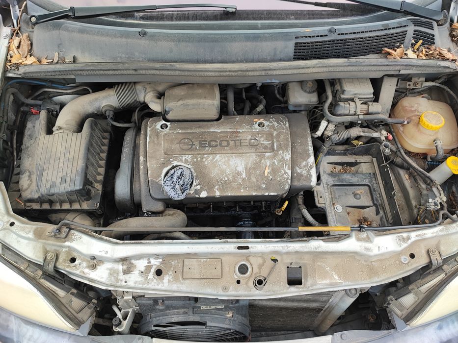 Opel Zafira 1.6  Бензин НА ЧАСТИ