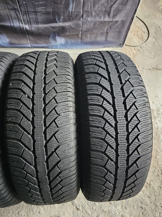 4 anvelope iarna 215 60 16 Semperit 6.5mm 2020