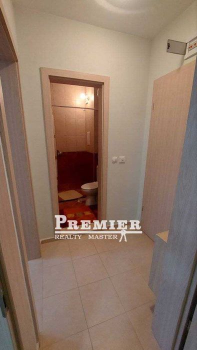 Продава се Двустаен апартамент в к.к. Слънчев бряг - 59 кв.м за 631 €/кв.м - Снимка #3