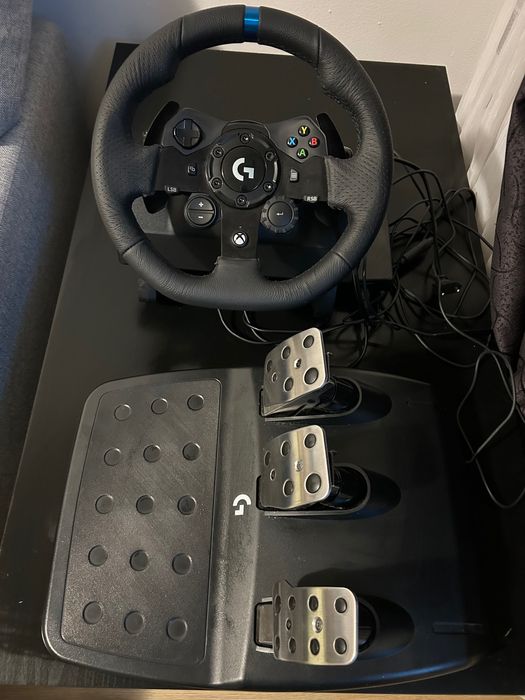 Vand volan logitech G923