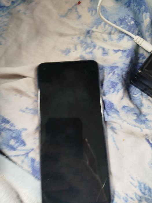 Realme 8 pro на запчасти